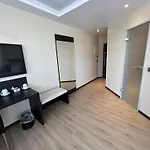 Zi Hotel